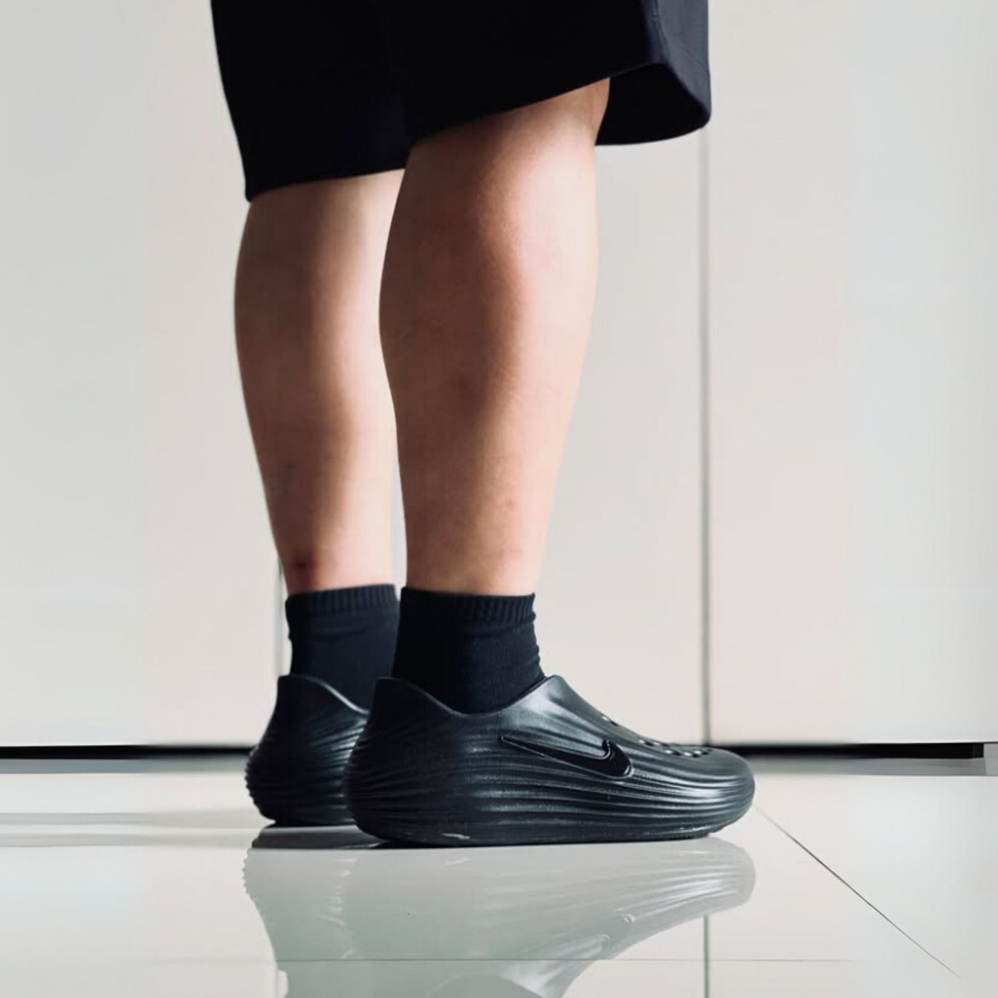 React X Rejuven8 – All Black